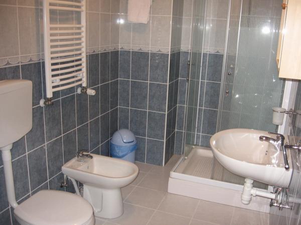 Hotel Lido Miskolc Luaran gambar
